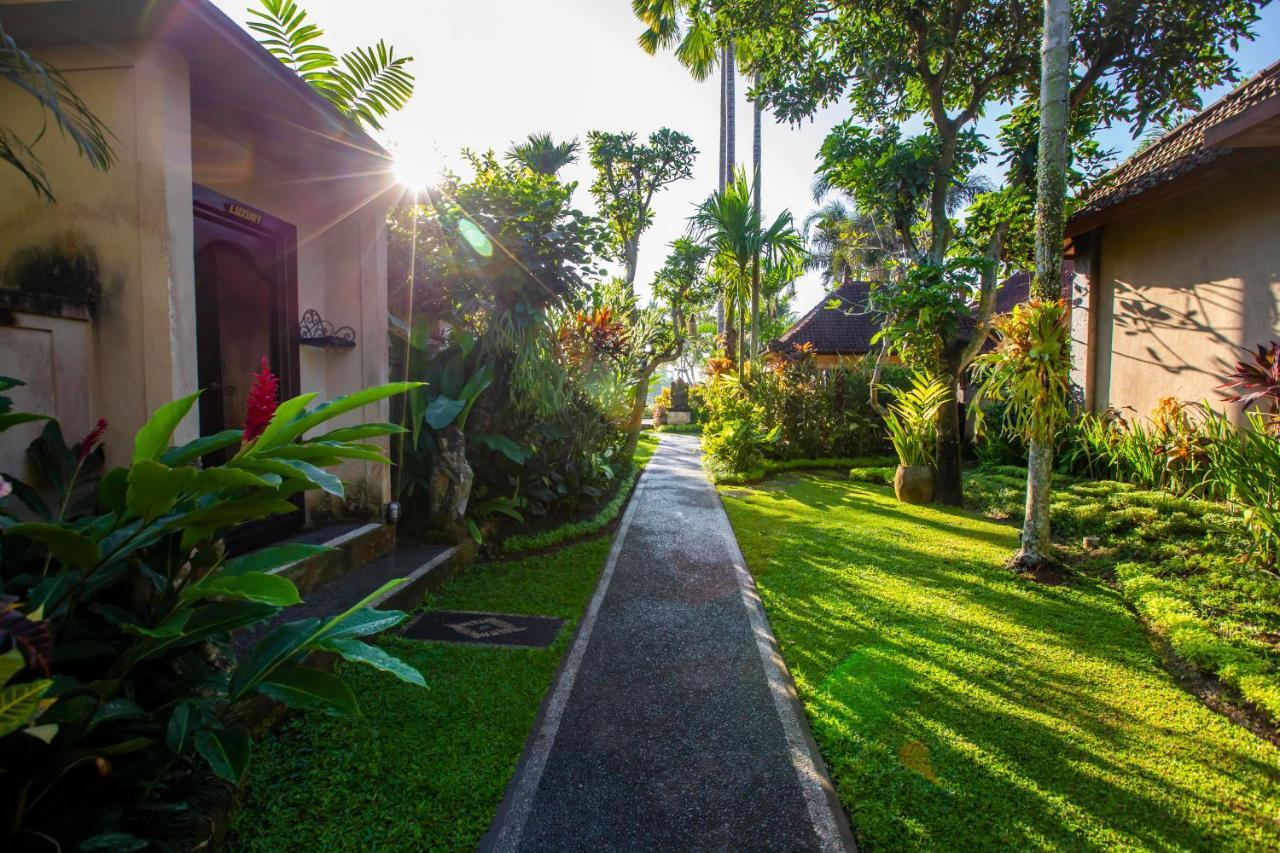 Villa Mandi Ubud Exterior photo